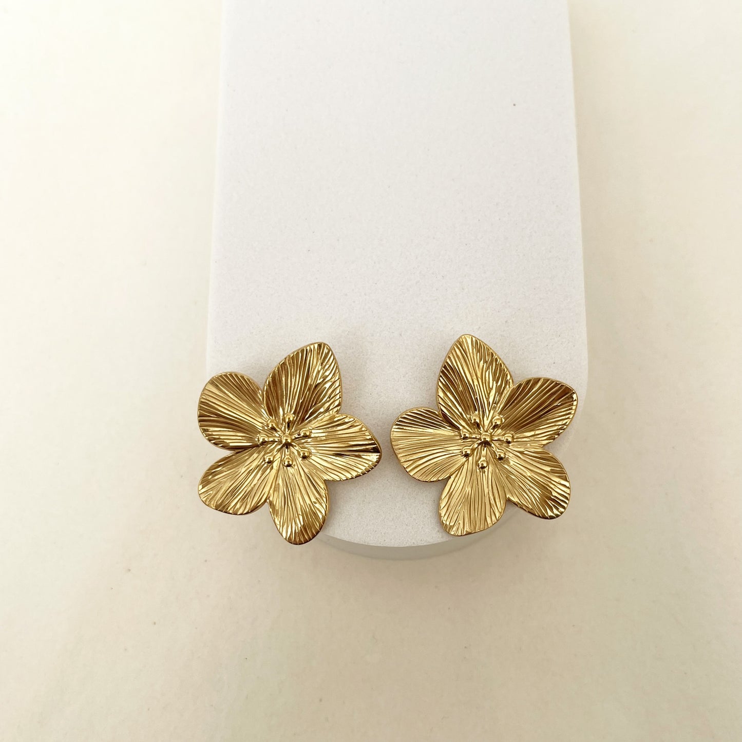 Gold Flower Studs Earrings