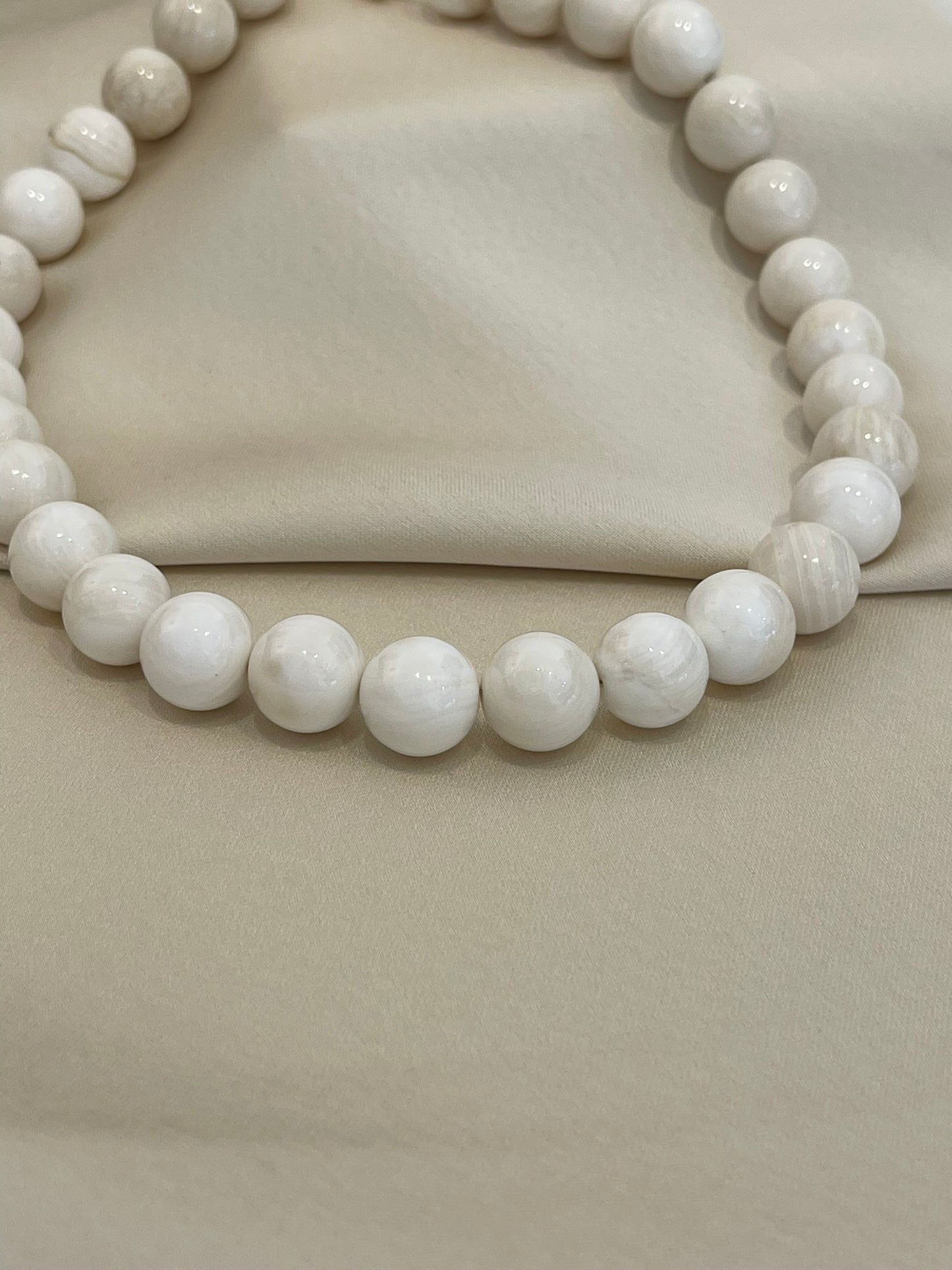 Ivory Jade Bead Neacklace