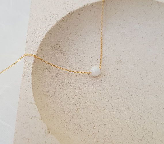 Opal Bead Gold Necklace - HLcollection - Handmade Gold and Silver Jewelry