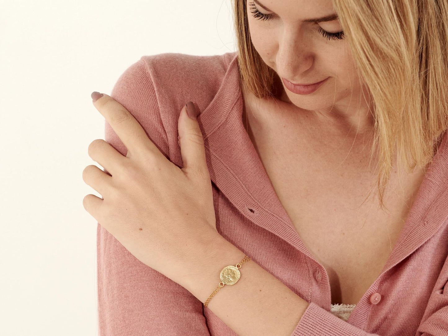 Gold Coin Bracelet - HLcollection - Handmade Gold and Silver Jewelry