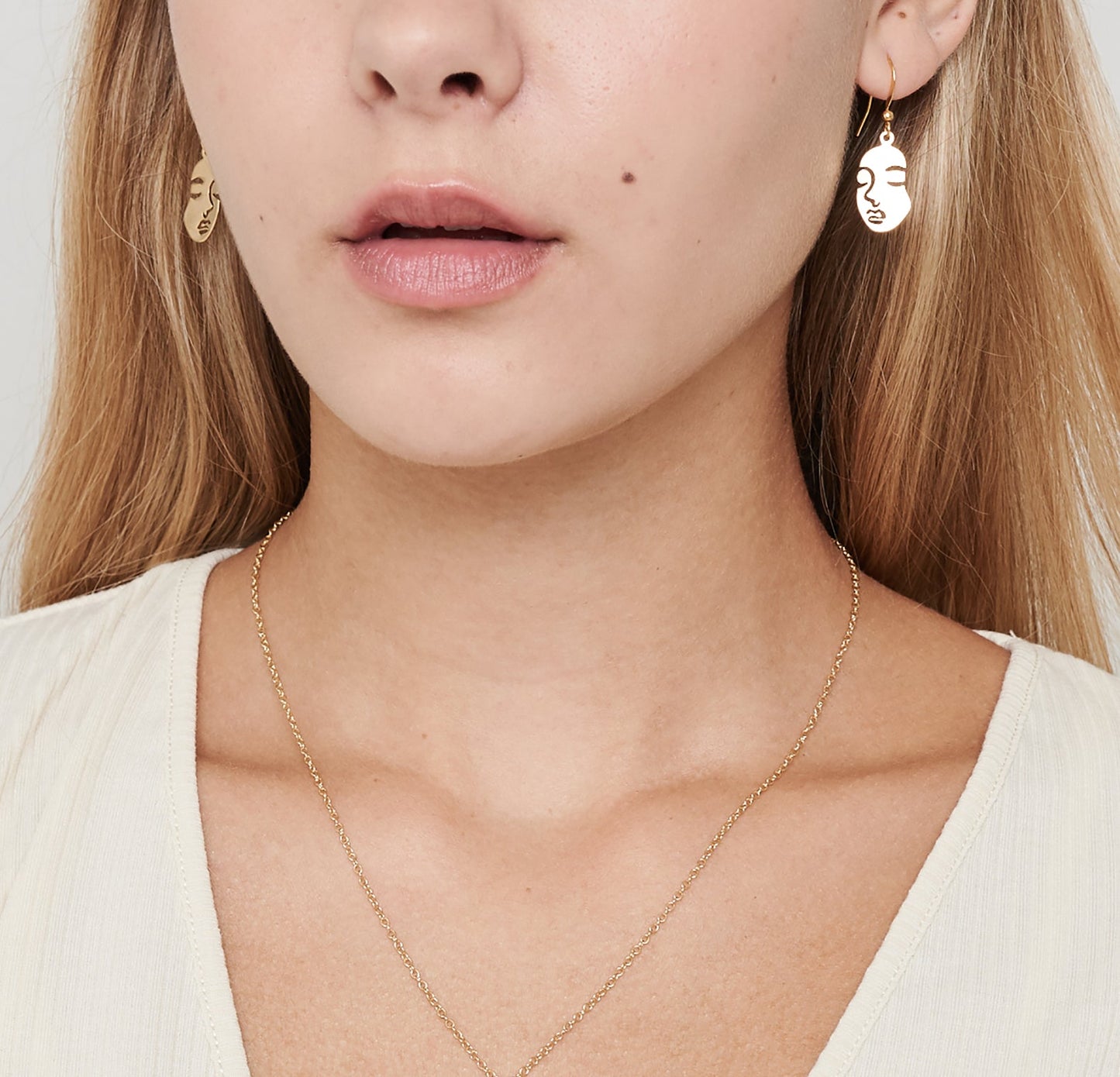 Gold Face Earrings - HLcollection - Handmade Gold and Silver Jewelry