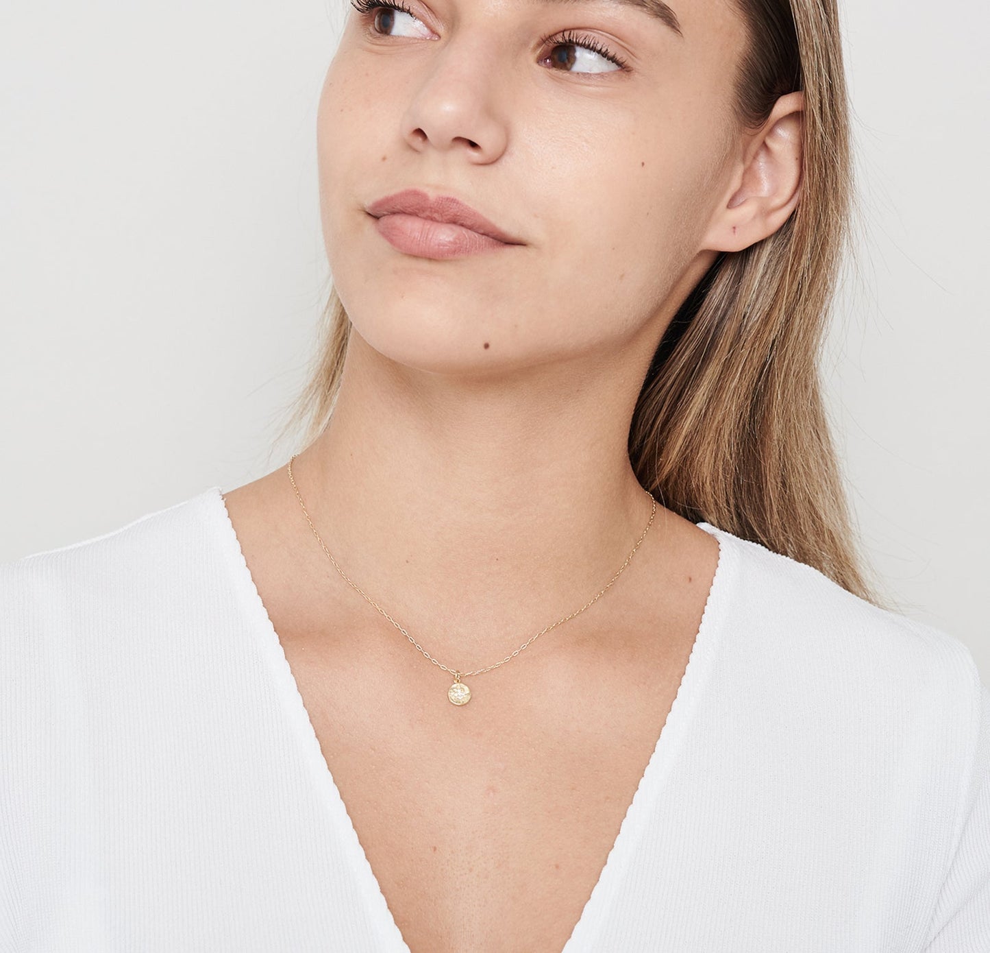 Gold Filled Starburst Necklace - HLcollection - Handmade Gold and Silver Jewelry