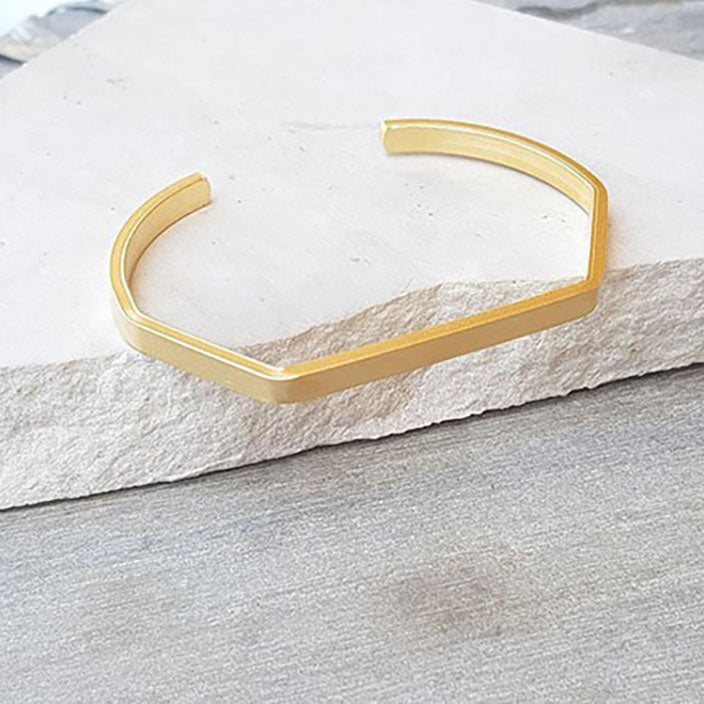 Gold Minimalist Cuff Bracelet - HLcollection - Handmade Gold and Silver Jewelry