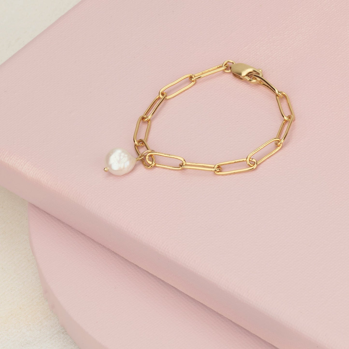 Pearl Chunky Bracelet - HLcollection - Handmade Gold and Silver Jewelry