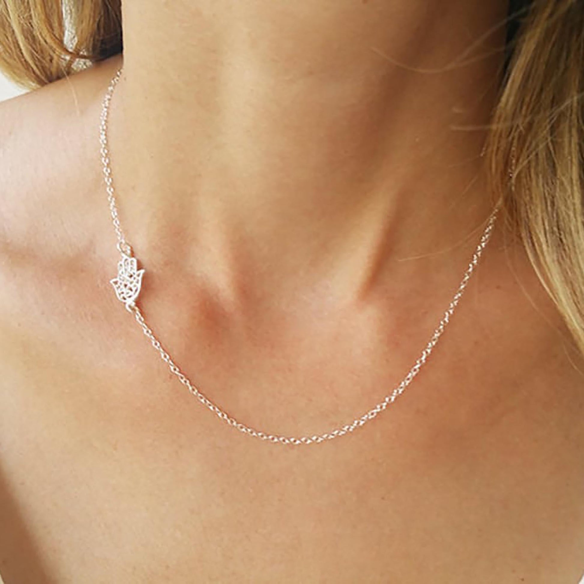 Sterling Silver Hamsa Necklace - HLcollection - Handmade Gold and Silver Jewelry
