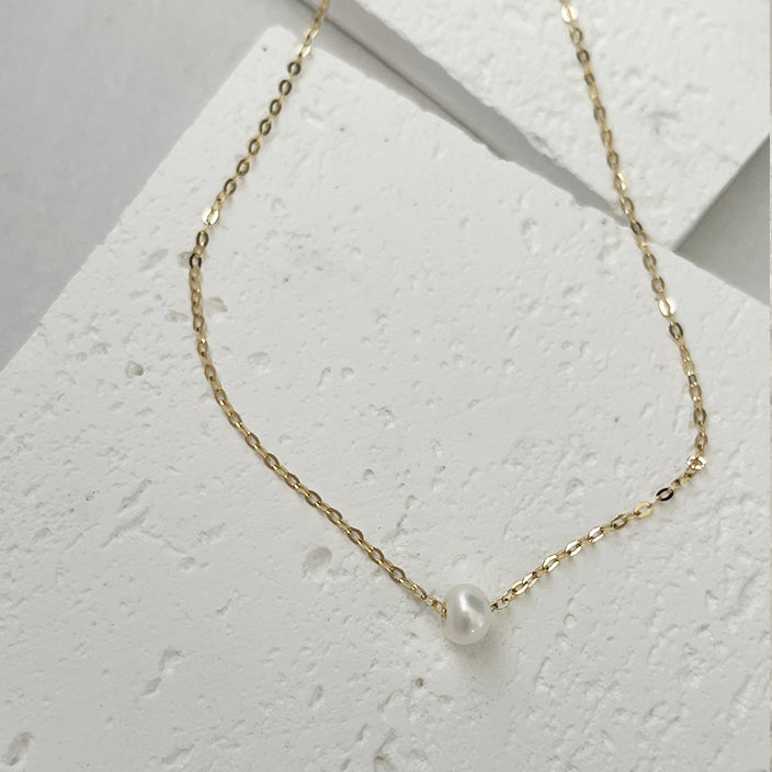 Dainty Gold Layered Necklaces