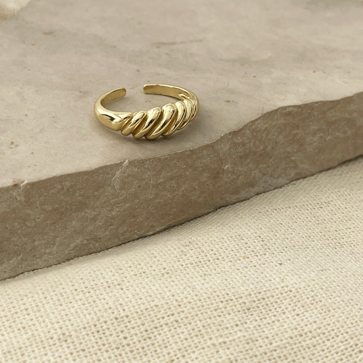 Gold Twisted Rope Ring