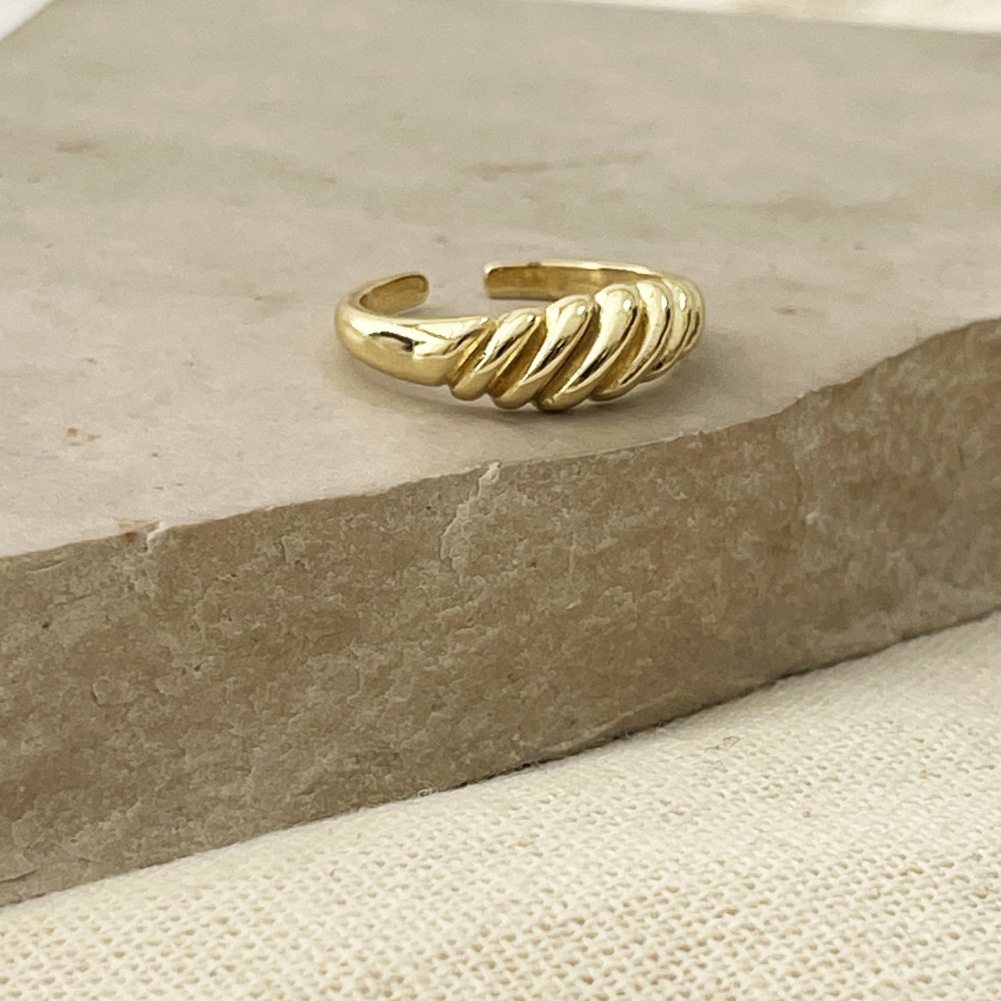 Gold Twisted Rope Ring