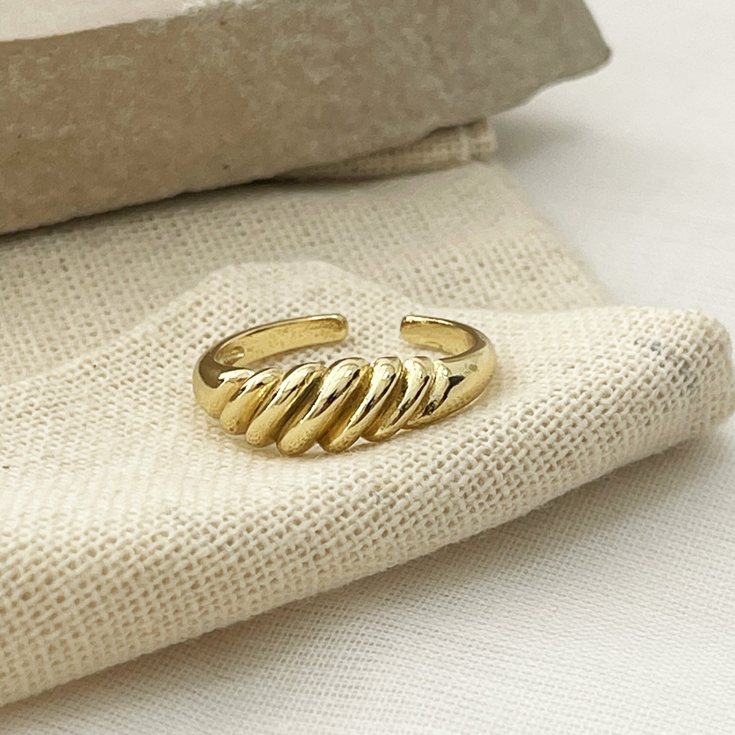 Gold Twisted Rope Ring