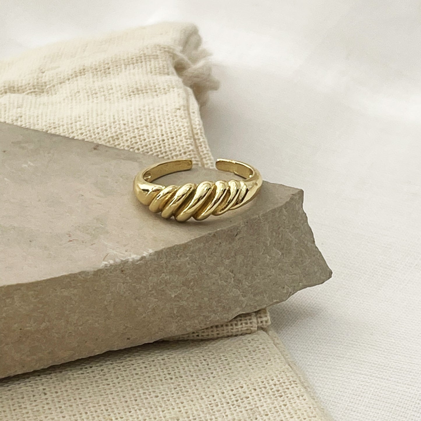 Gold Twisted Rope Ring