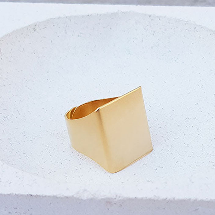 ADJUSTABLE WIDE SQUARE RING