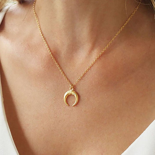 Boho Horn Necklace in Gold Filled or Silver - HLcollection - Handmade Gold and Silver Jewelry